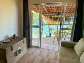Гостиница Mirante do Pirata Suítes Bed and Breakfast  Убатуба